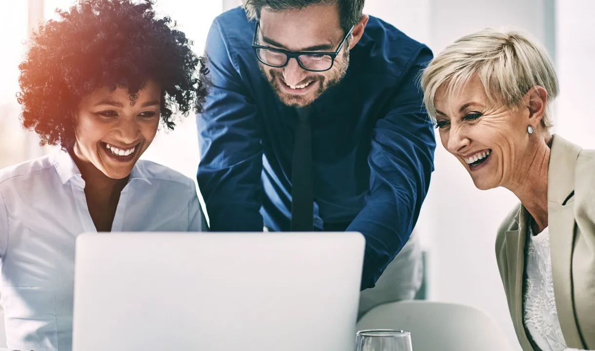 Image-Peoples-Work-laptop