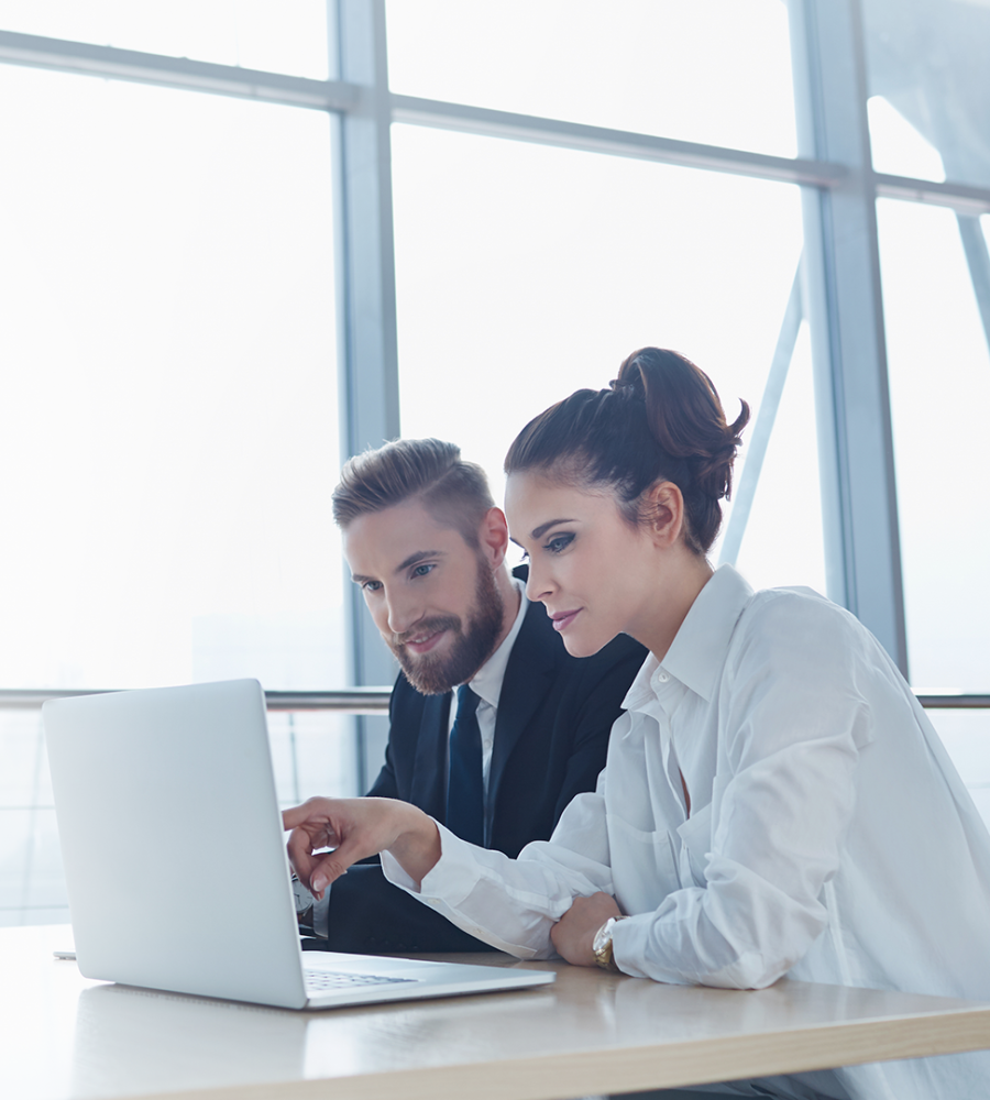Team Work-Office-People-Laptop_HPslider