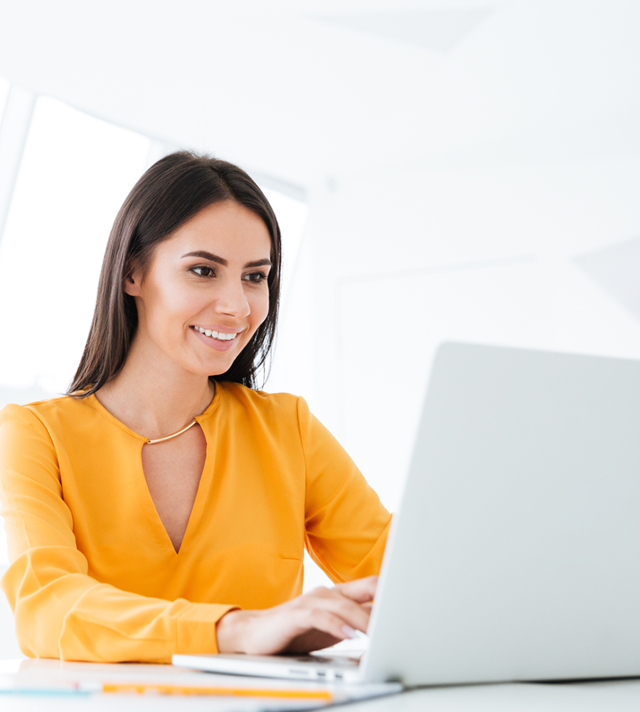 Woman-Laptop_HPslider