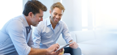 Team Work-Office-People-Tablet-Happy2